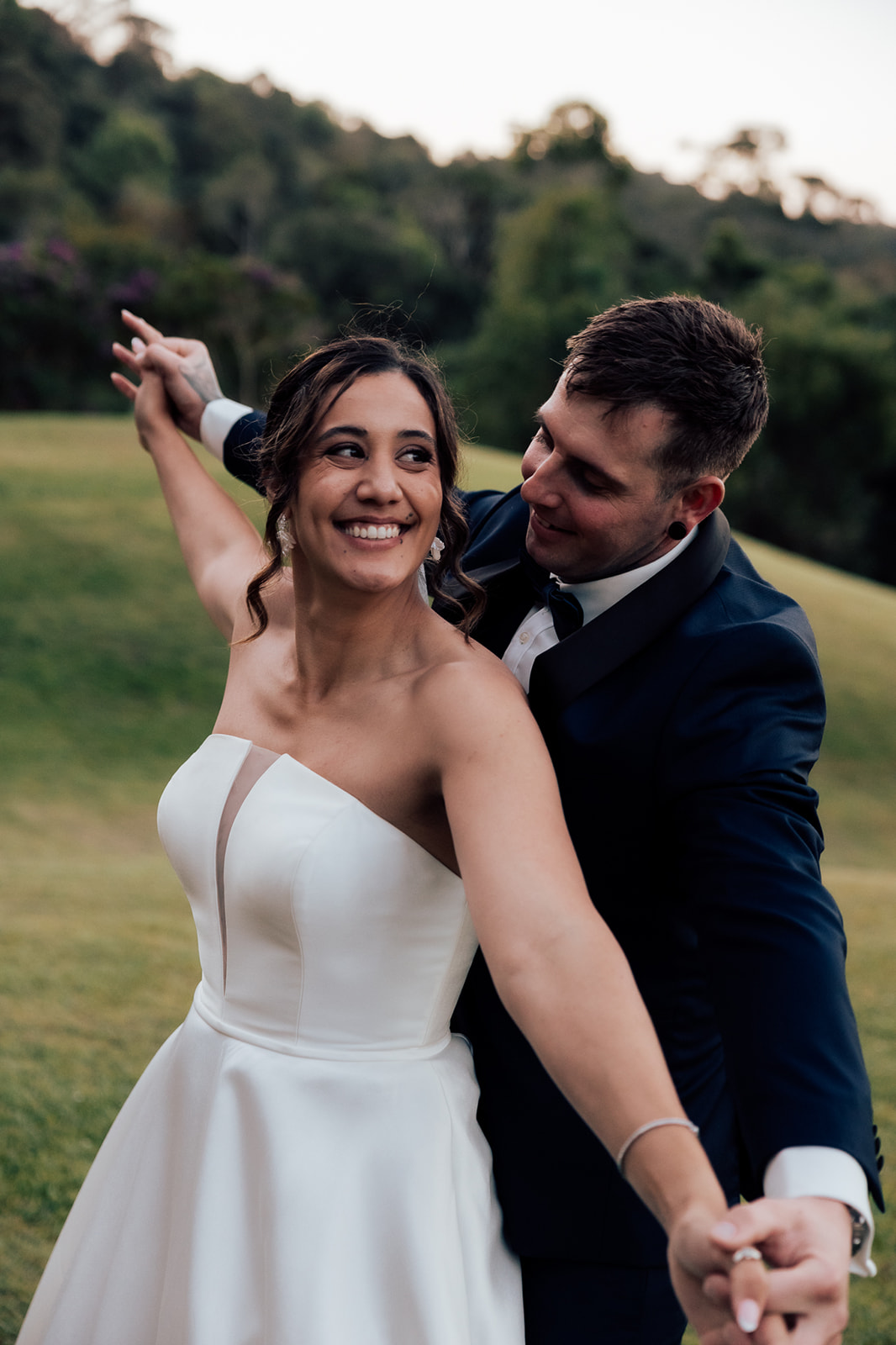 Lauren & Tori at Maleny Manor